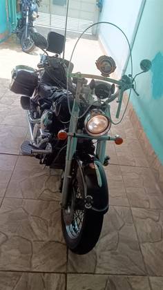 HONDA SHADOW 750 